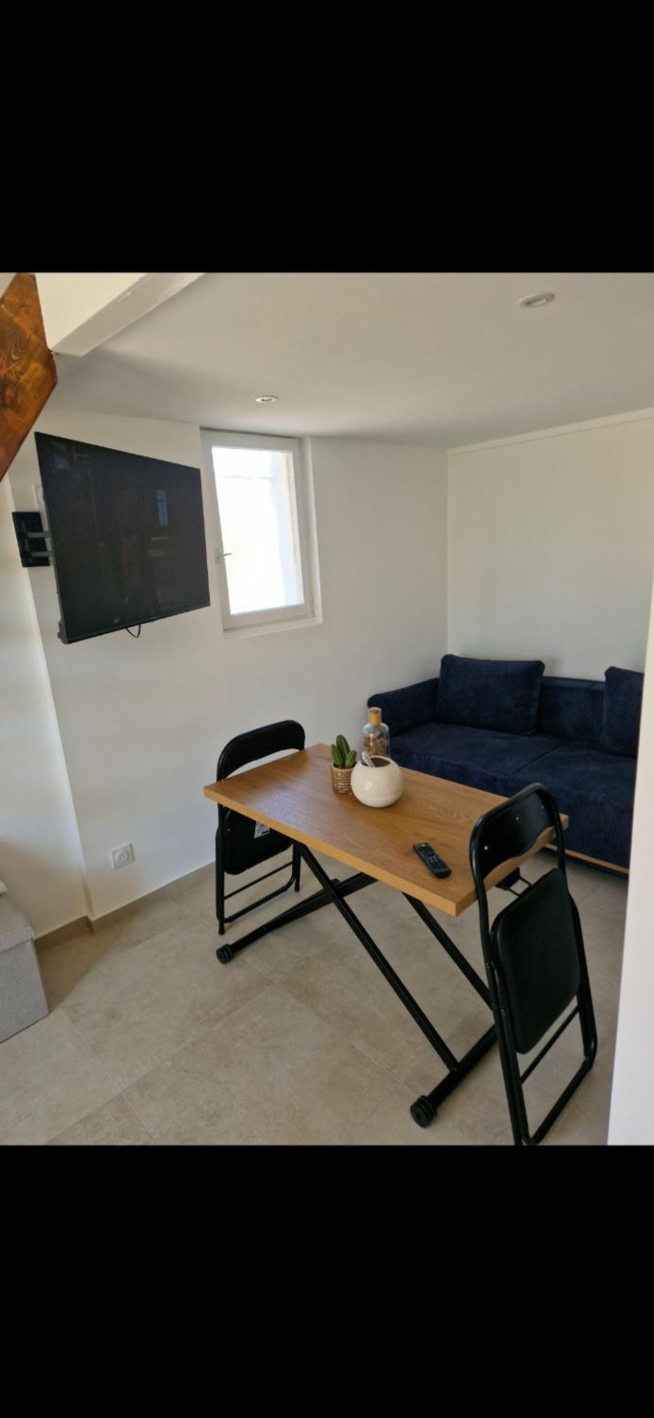 A 5min De La Appartement *